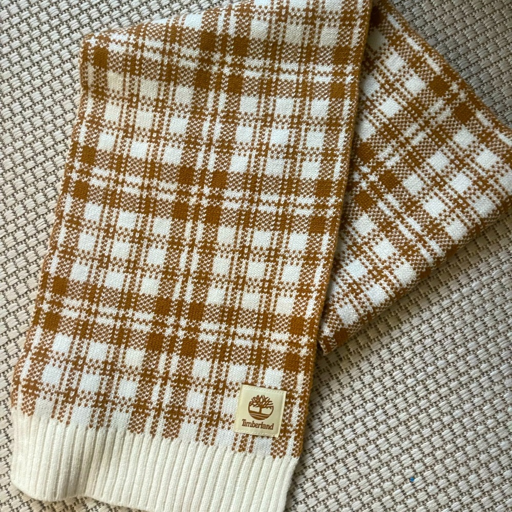 Timberland classic checkered tan white scarf